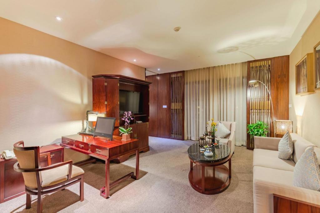 Tong Que Tai Jinling Hotel Tongling  Exterior foto